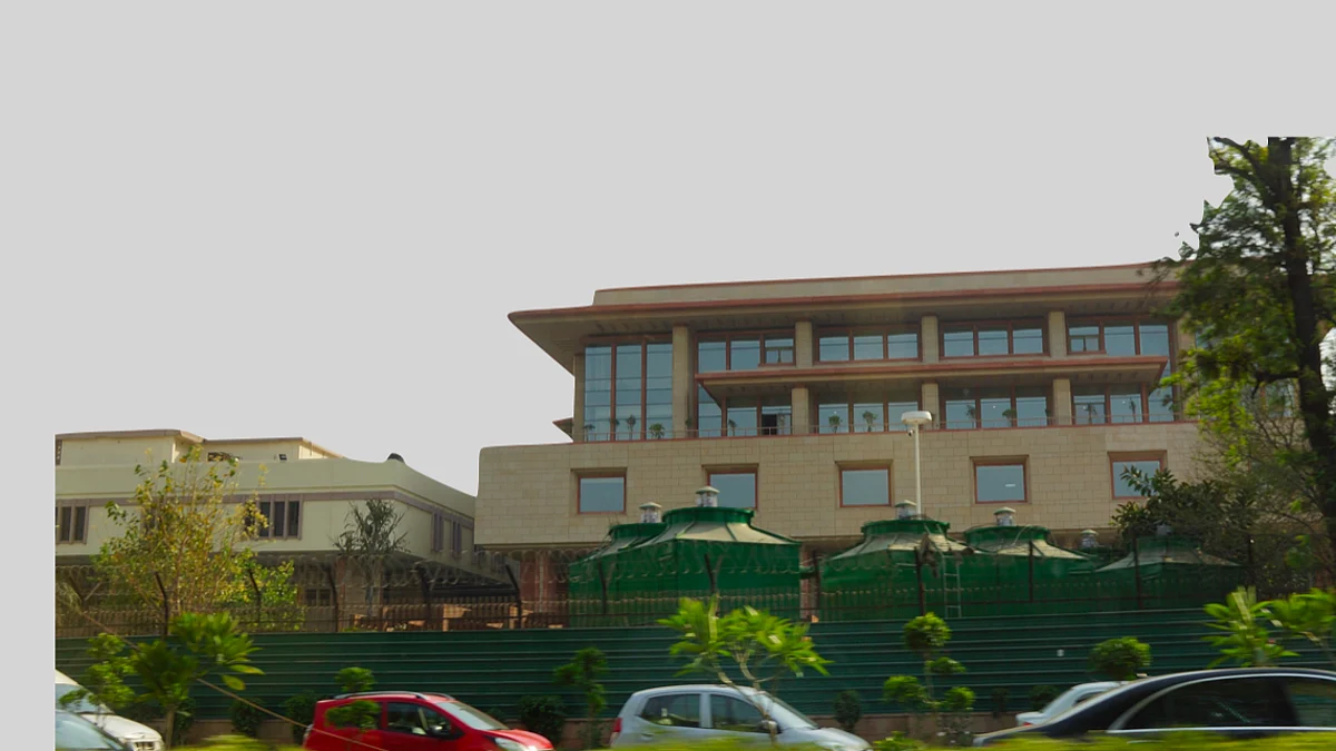 Allegations of forum shopping in Trial Court: Delhi HC places matter before the Chief Justice on administrative side