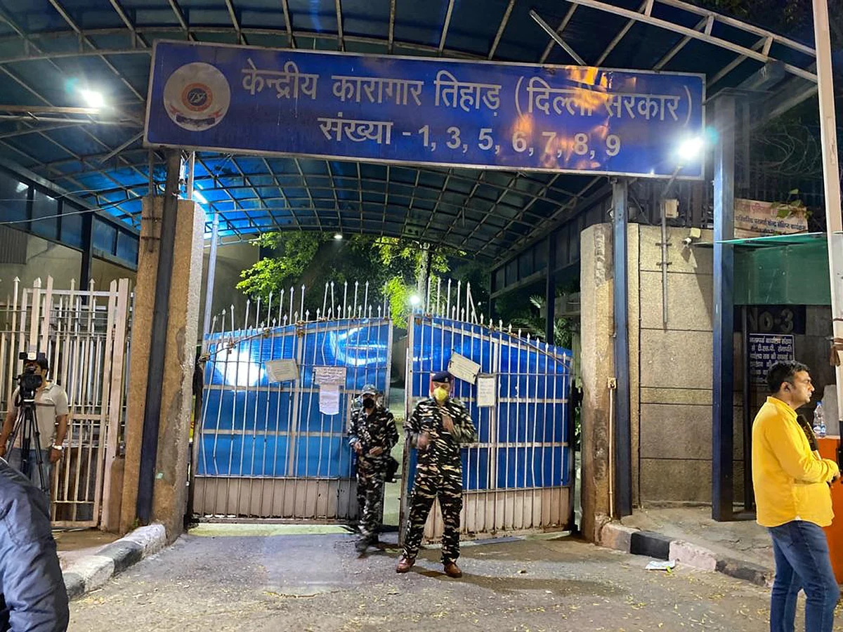 Coronavirus: Delhi Government introduces Emergency Parole for inmates to decongest jails