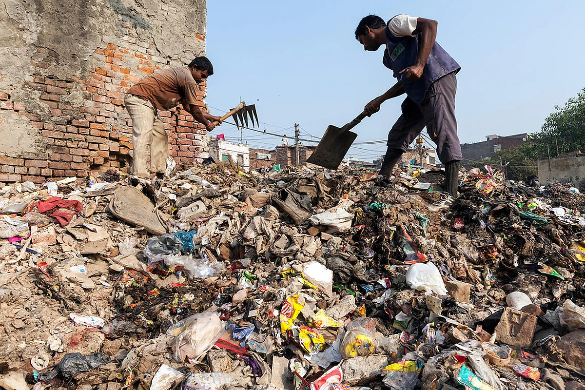 Protecting sanitation workers from COVID-19 infection: Centre to file a detailed report in 15 days before Delhi HC