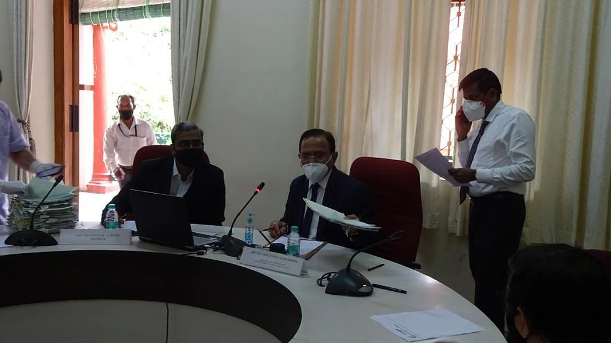 First virtual Lok Adalat conducted in Karnataka by High Court Legal Services Committee disposes of 31 cases