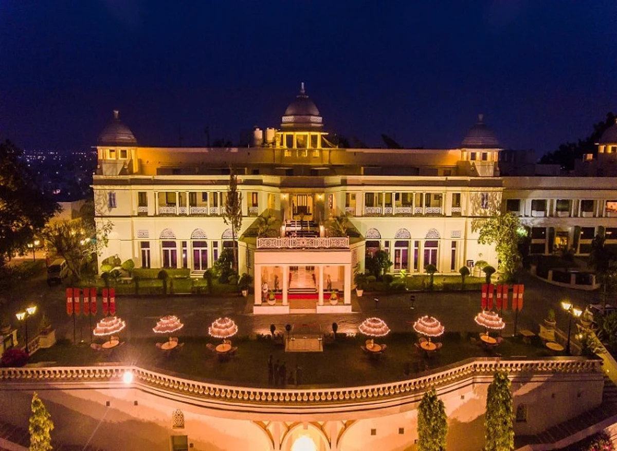 Laxmi Vilas Udaipur Disinvestment: Rajasthan HC stays arrest warrant against owner, directs management to be handed back to Bharat Hotels