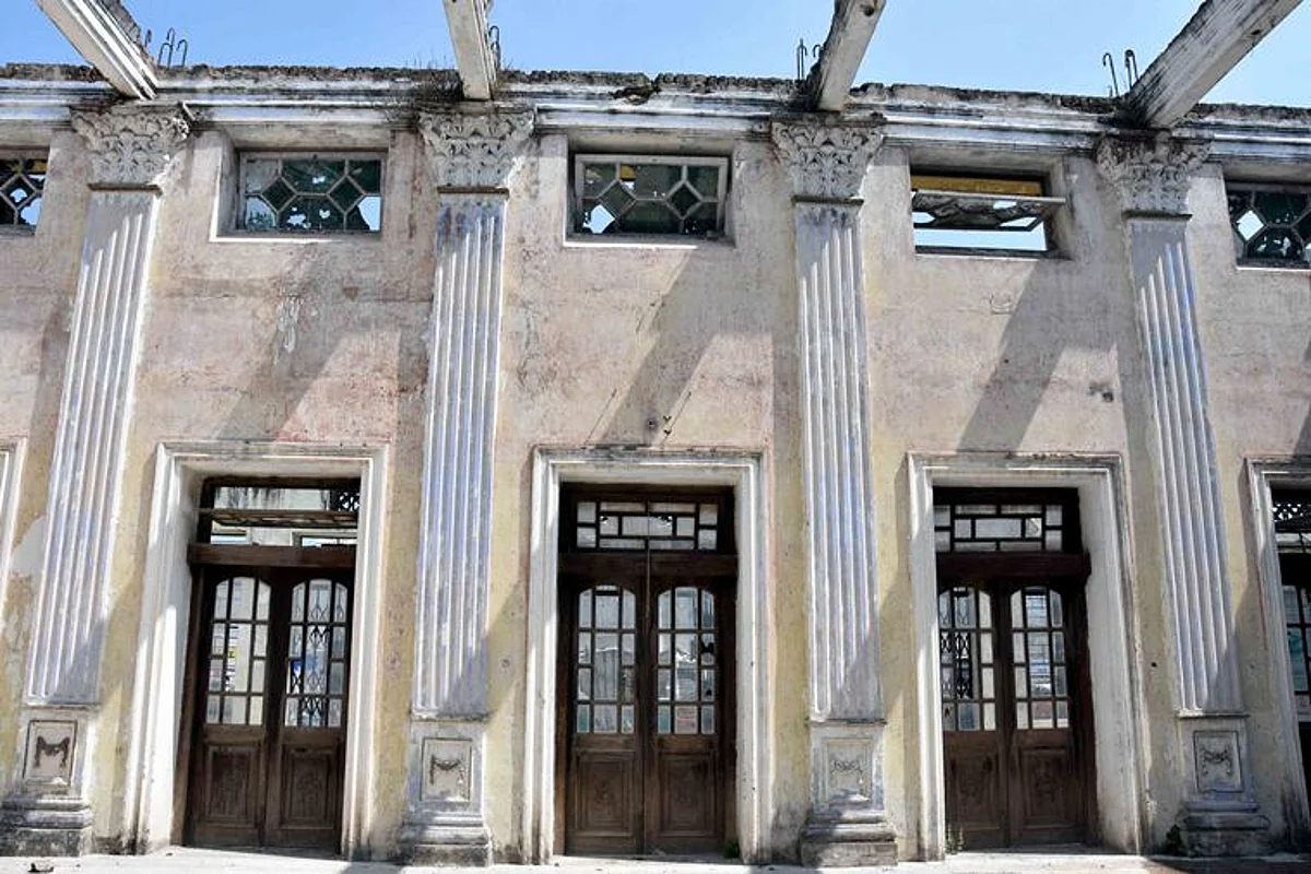 SC stays demolition of iconic Patna Collectorate building, issues Notice to Bihar State Government