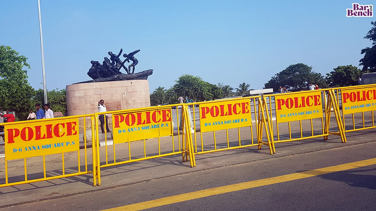 Failure to suspend Tamil Nadu Special DGP accused of sexual harassment may jeopardize investigation: Madras High Court