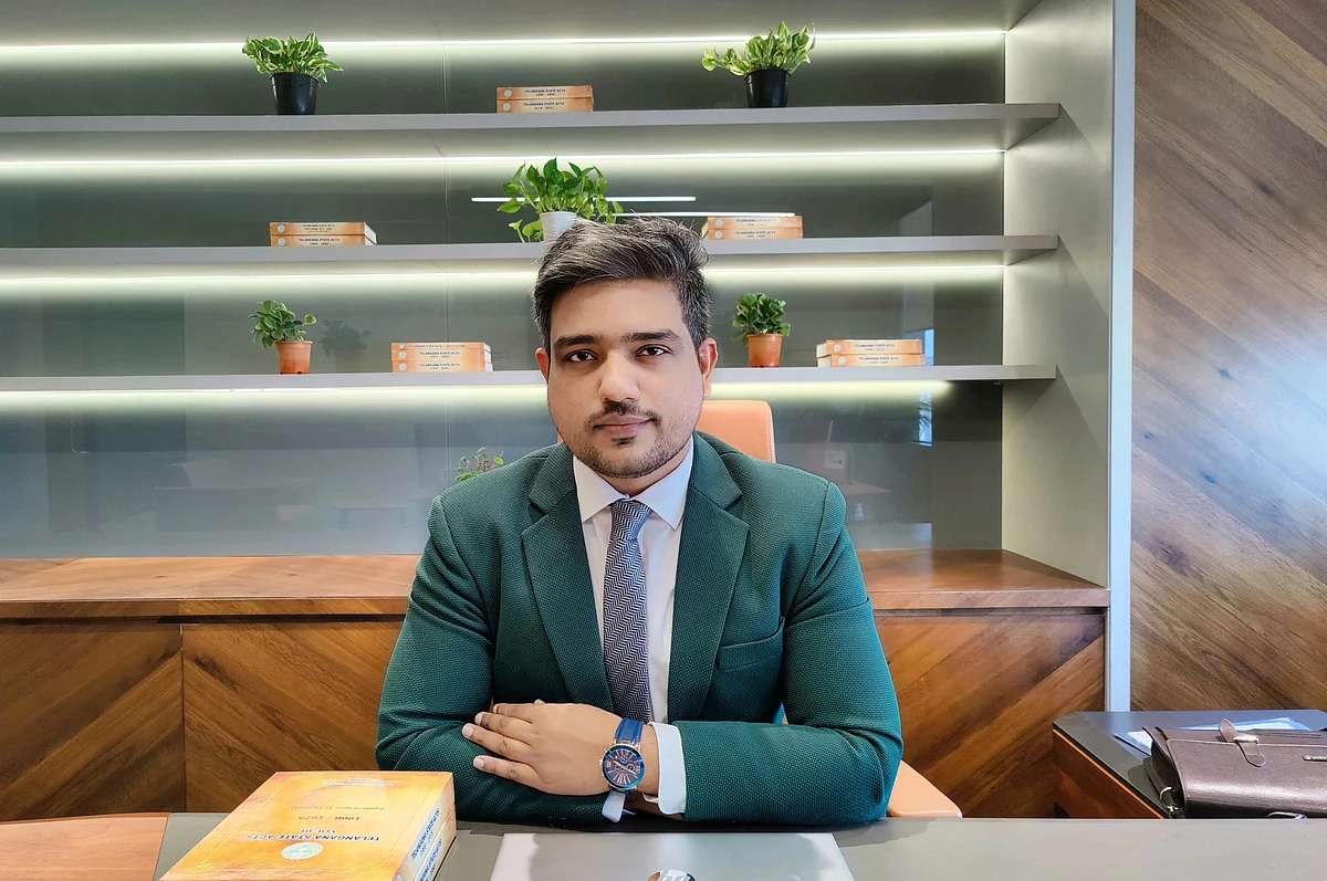 Tariq Khan