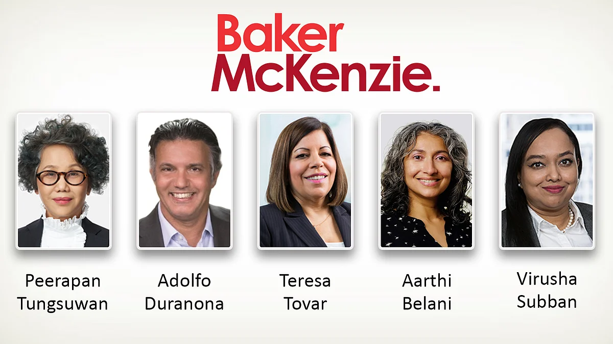 Peerapan Tungsuwan, Adolfo Duranona, Teresa Tovar, Aarthi Belani and Virusha Subban