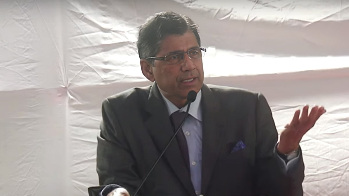 High Courts should decide disqualification petitions under Tenth Schedule, not Speaker: Arvind Datar - Vimarsana News