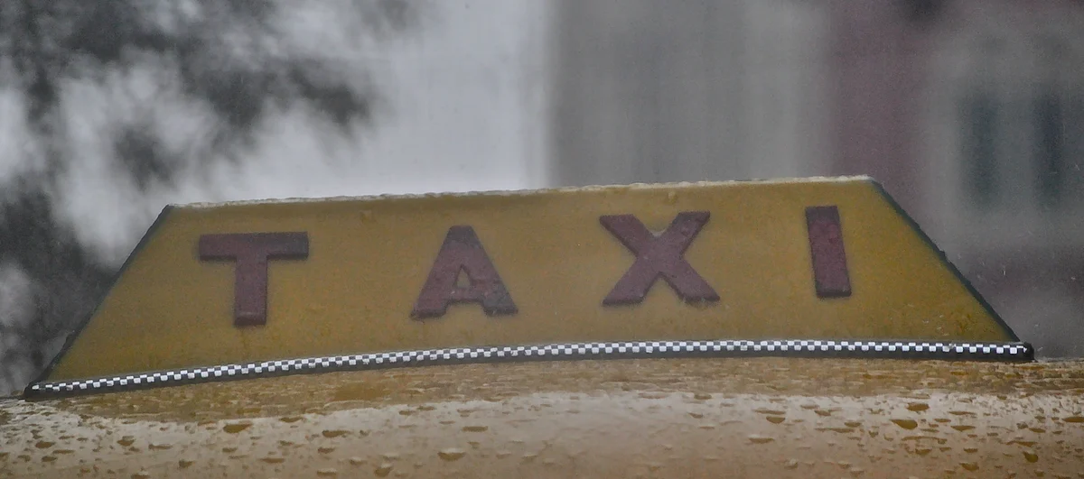 Taxi!
