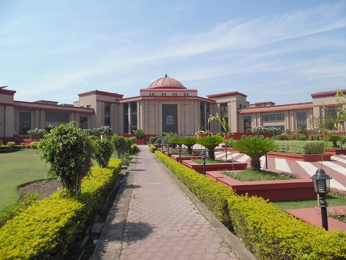 Chhattisgarh HC comes to timely rescue of student; admits, hears and disposes of case in a day