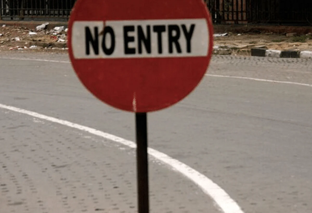 Double whammy: Deepak Khosla faces contempt, barred entry in Supreme Court Registry
