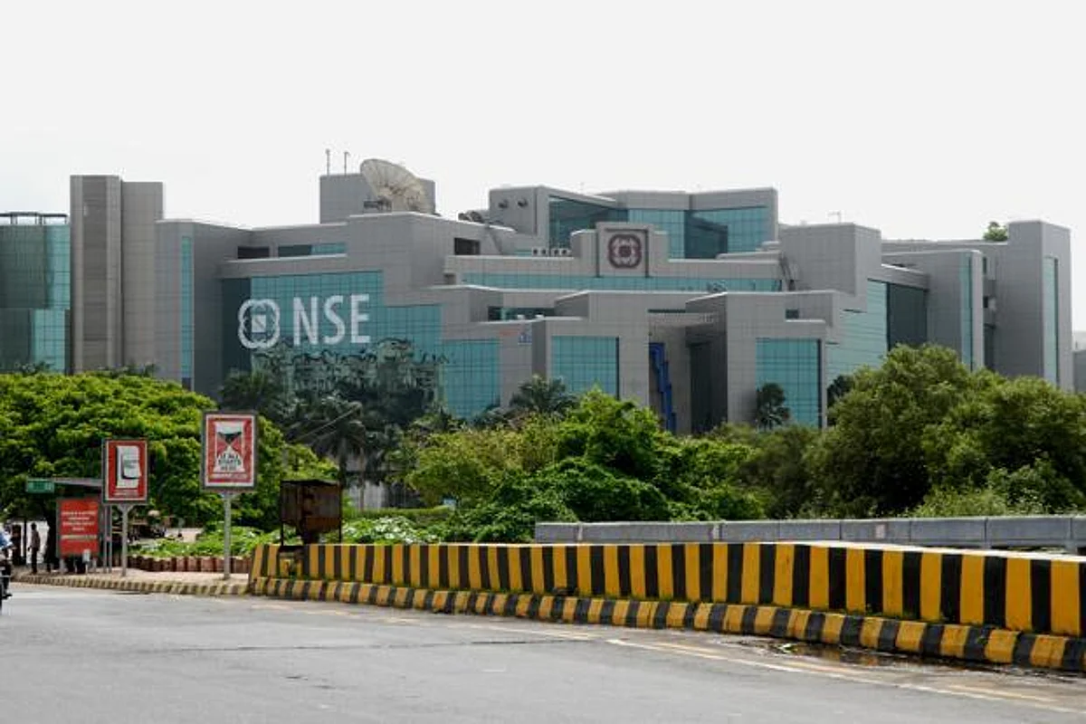 Scope of investigation in NSE co-location scam not limited to the RC, CBI tells Delhi HC