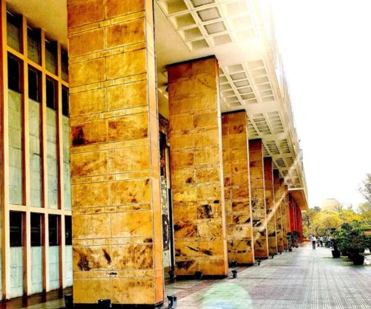 Delhi HC asks CBDT to consider if interest on compensation by Motor Accident Claim Tribunal can be non-taxable