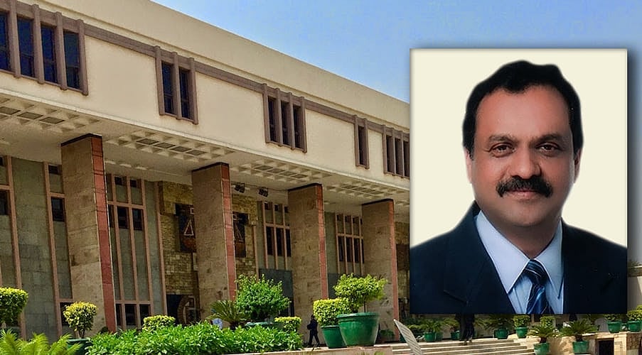 Justice Rajendra Menon assumes charge as the Chief Justice of Delhi HC
