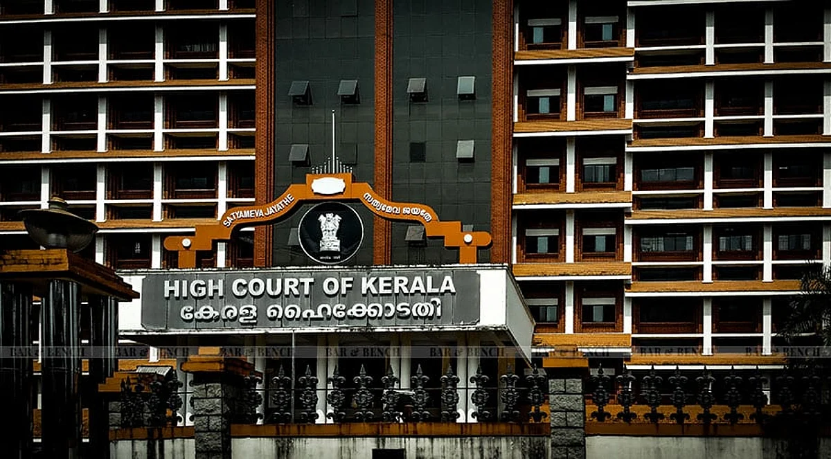 Can Disciplinary proceedings be terminated by CAT at the stage of chargesheeting? Kerala HC answers