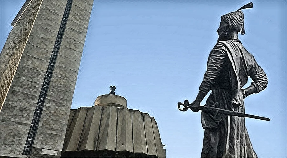 Can SEBC candidates avail Economically Weaker Section quota? Bombay High Court asks Maharashtra government