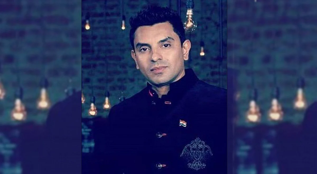 Article 370: Tehseen Poonawalla moves plea in SC for release of leaders in Jammu and Kashmir