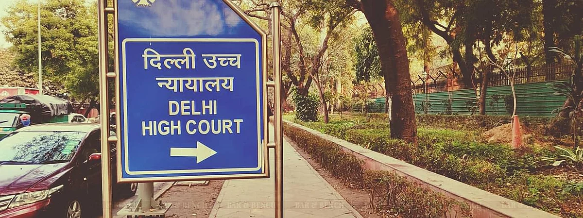 निजी अस्पतालो के 80% ICU बेड कोविड के मरीजो को सुरक्षित रखने के आदेश पर रोक के खिलाफ दिल्ली सरकार की अपील पर SC द्वारा नोटिस