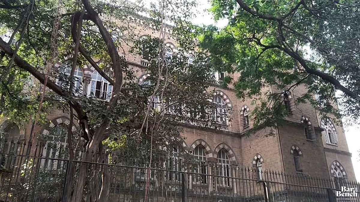 मुंबई के सत्र न्यायाधीश पर लोहे की बांसुरी फेंकने वाले को 5 साल कैद की सजा