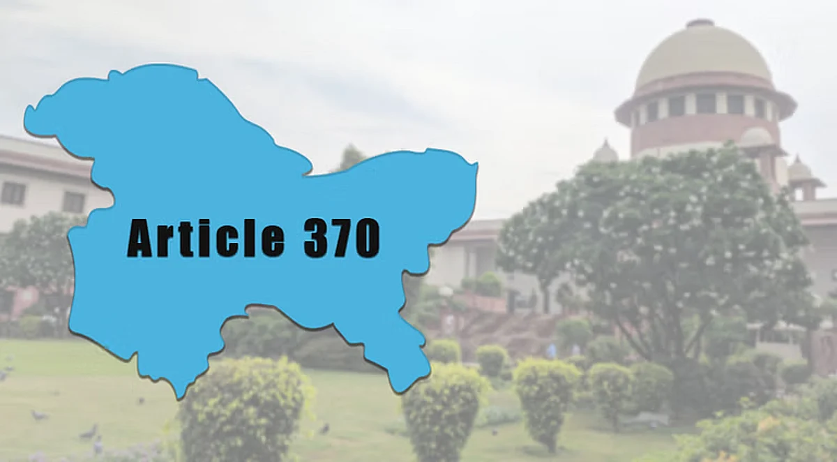 J & K मे परिसीमन अभ्यास का हवाला देते हुए मामले का उल्लेख के बाद CJI अनुच्छेद 370 मामले को सूचीबद्द पर विचार करने के लिए सहमत