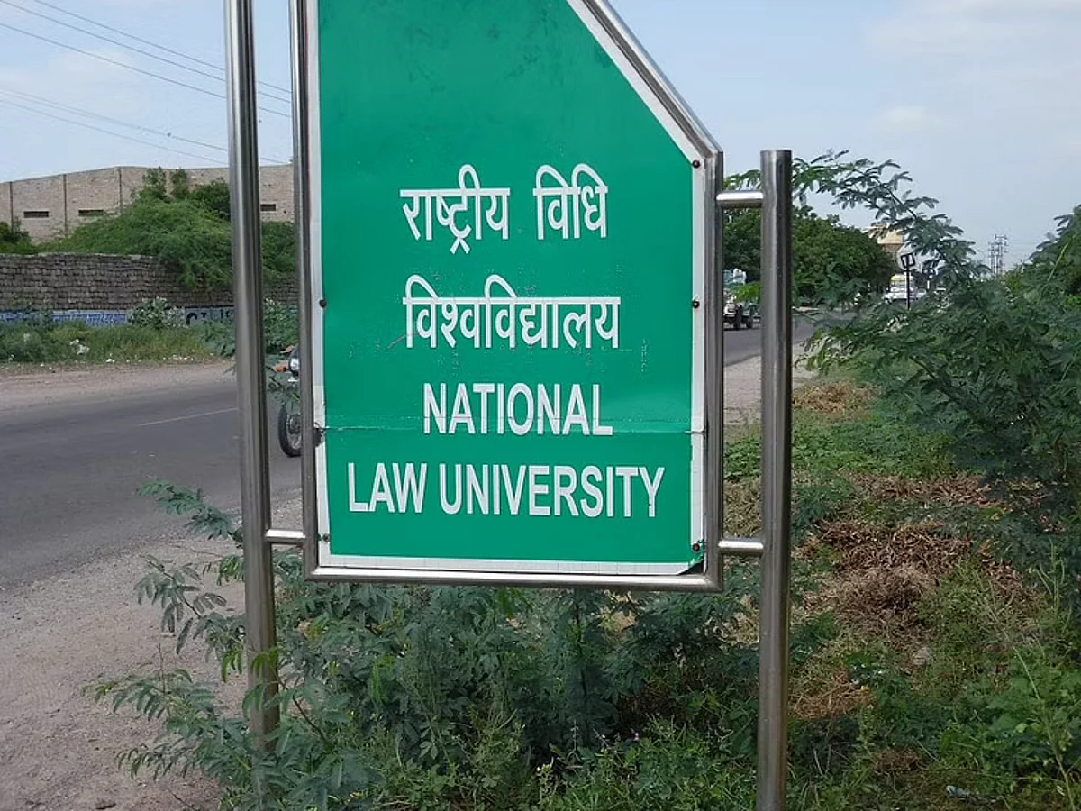 छात्रावास के कमरे में मृत पायी गयी एनएलयू ओडिशा की द्वितीय वर्ष की छात्रा