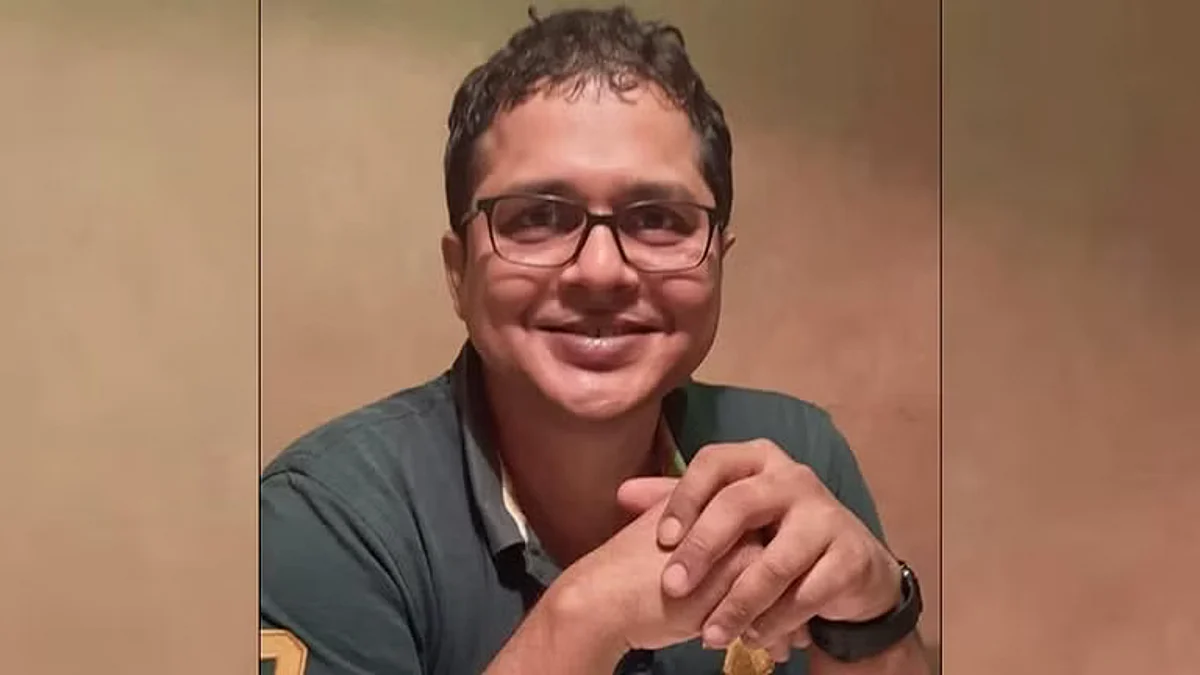 Saket Gokhale