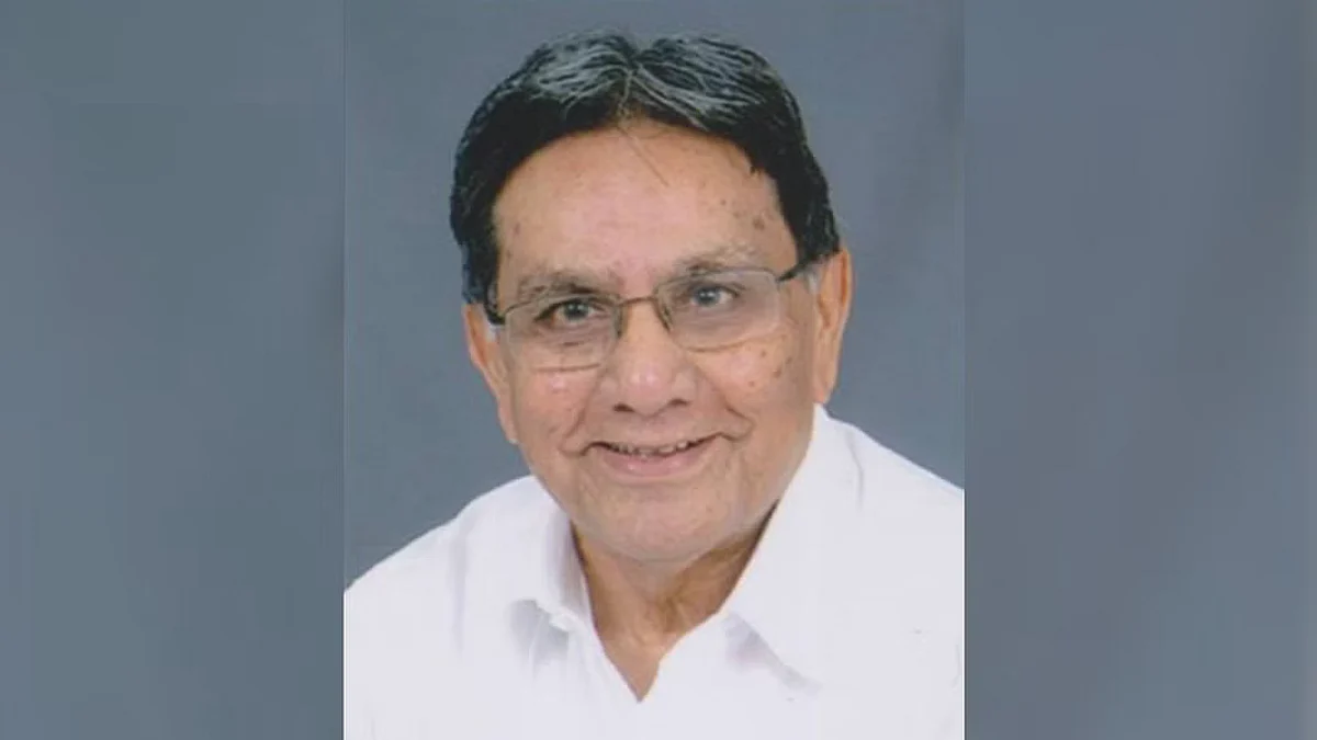 Krishnakant Vakharia, senior advocate