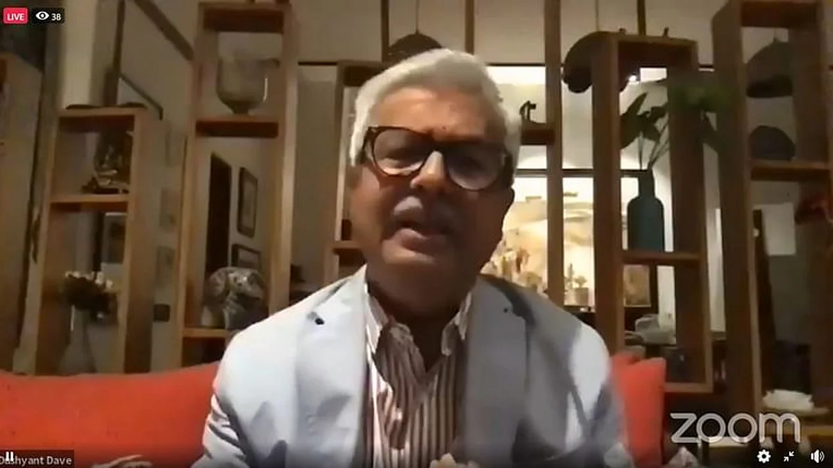 ಕೊಲಿಜಿಯಂನಿಂದ ಆಡಳಿತಾತ್ಮಕ ಅಧಿಕಾರದ ವ್ಯಾಪಕ ದುರ್ಬಳಕೆ: ಸಮಕಾಲೀನ ಬೆಳವಣಿಗೆಗಳ ಬಗ್ಗೆ ದುಷ್ಯಂತ್ ದವೆ ಕಿಡಿನುಡಿ