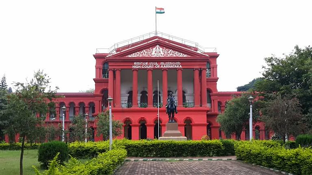ಪ್ರಕರಣಗಳ ಸಂಖ್ಯೆ ಗಣನೀಯ ಕುಸಿತಕ್ಕೆ ರಾಜ್ಯ ಸರ್ಕಾರವನ್ನು ದೂರಬಹುದೇ? ಹೈಕೋರ್ಟ್ ಪ್ರಶ್ನೆ