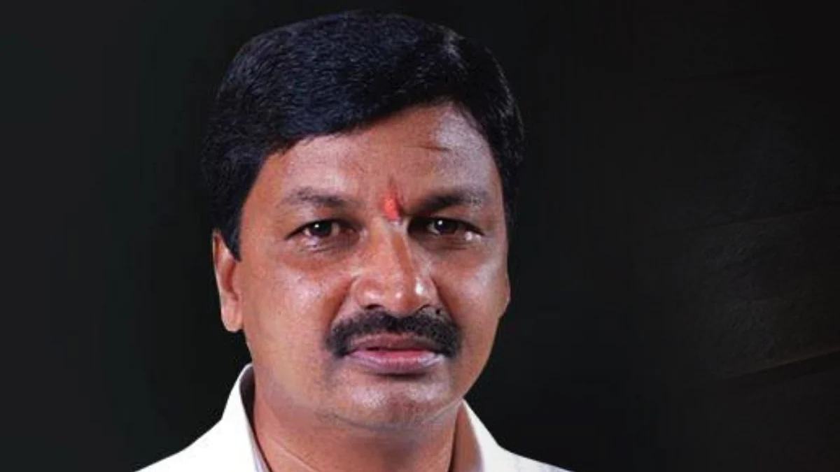 ರಮೇಶ್ ಜಾರಕಿಹೊಳಿ ಸಿ ಡಿ ಪ್ರಕರಣ: ಸರ್ಕಾರ, ಎಸ್ಐಟಿಗೆ ಹೈಕೋರ್ಟ್ ನೋಟಿಸ್; ತನಿಖಾ ವರದಿ ಸಲ್ಲಿಸಲು ಸೂಚನೆ