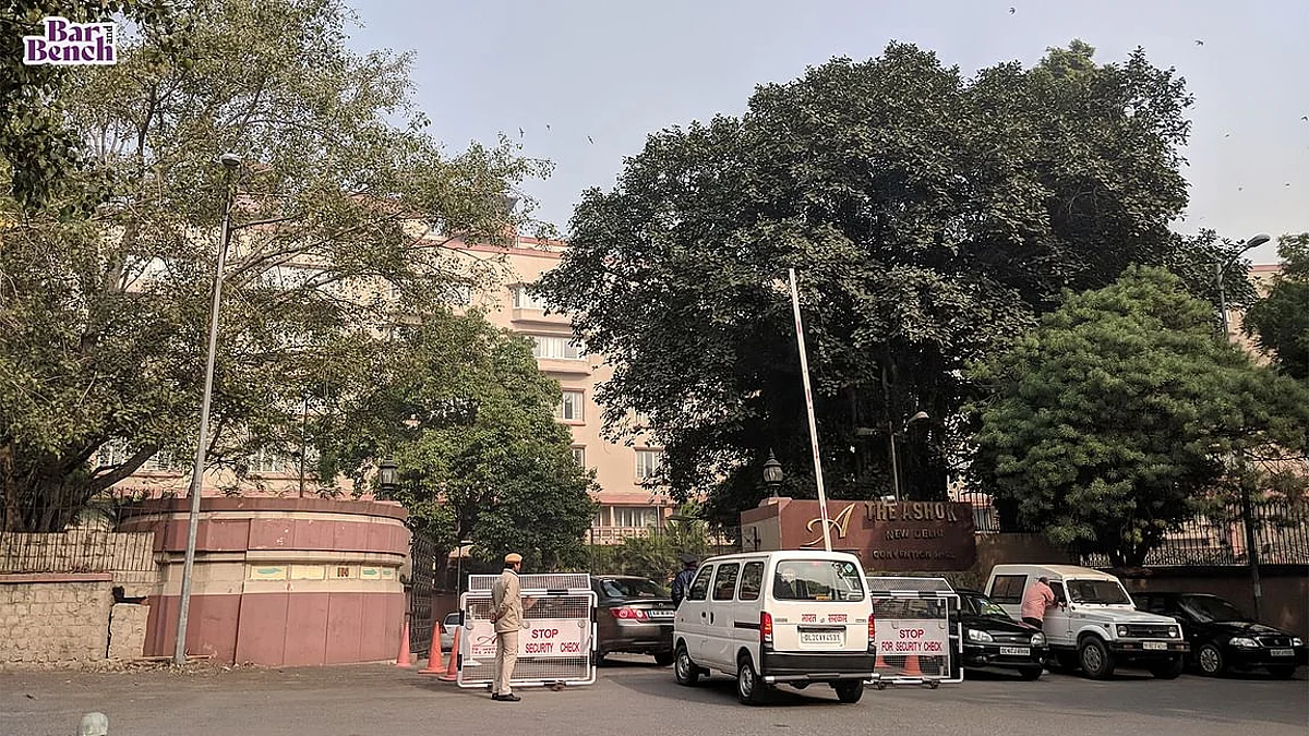 ಆಸ್ಪತ್ರೆಗೆ ದಾಖಲಿಸಲು ಕೇಳಿದ್ದೇವೆಯೇ ಹೊರತು ಪಂಚತಾರಾ ಕೋವಿಡ್ ವ್ಯವಸ್ಥೆ ಕೇಳಿಲ್ಲ: ದೆಹಲಿ ಹೈಕೋರ್ಟ್