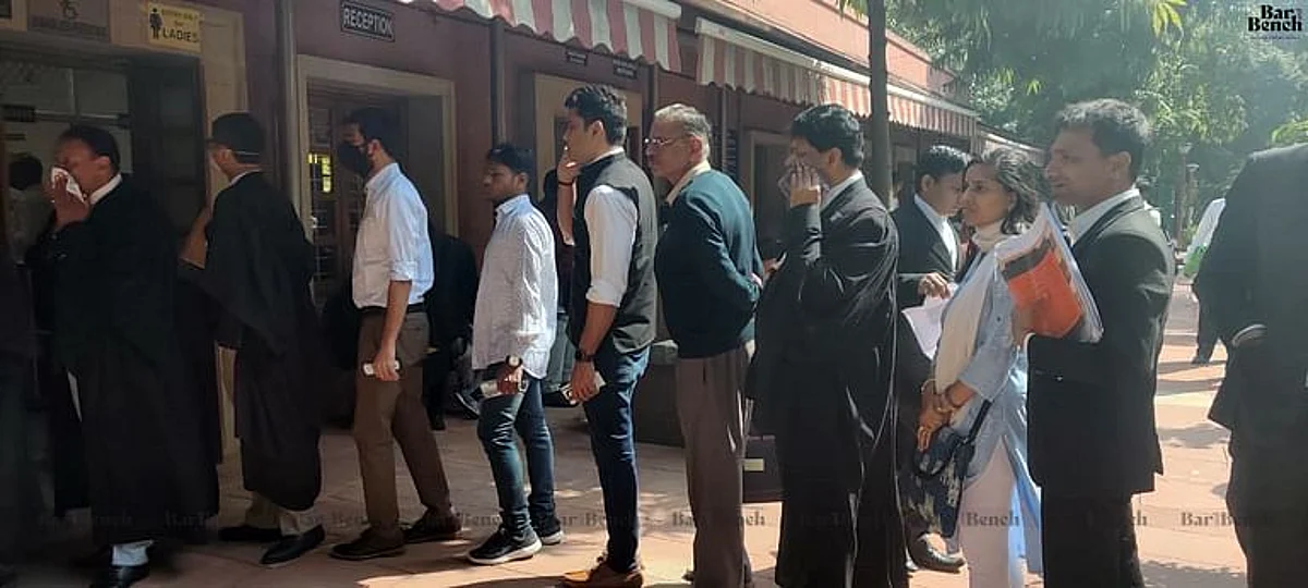 ನ್ಯಾಯಾಂಗ ಅಧಿಕಾರಿಗಳು, ಸಿಬ್ಬಂದಿ ಹಾಗೂ ವಕೀಲರಿಗೆ ಕೋವಿಡ್ ಚಿಕಿತ್ಸೆ: ರಾಜ್ಯ ಸರ್ಕಾರದಿಂದ ನೋಡಲ್ ಅಧಿಕಾರಿಗಳ ನೇಮಕ