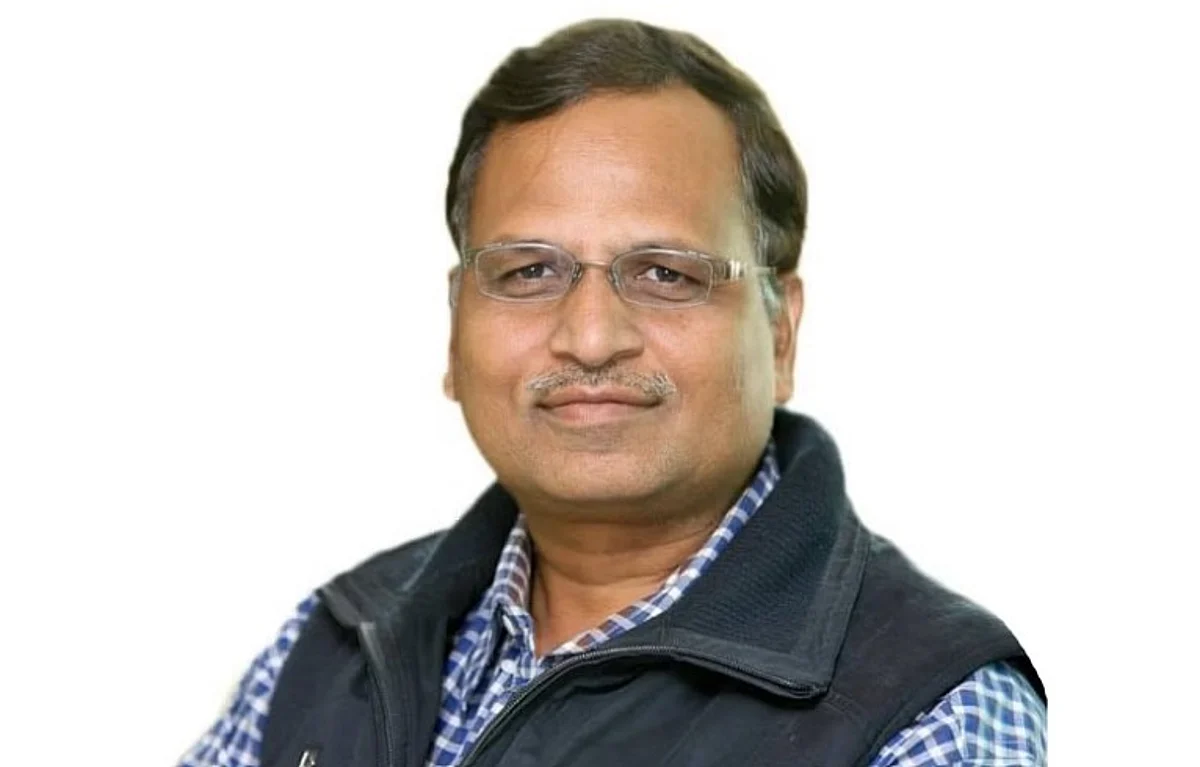 ಸತ್ಯೇಂದರ್ ಜೈನ್ ವಿಚಾರಣೆ ವೇಳೆ ವಕೀಲರ ಹಾಜರಿಗೆ ಅನುಮತಿ ನೀಡಿದ ಆದೇಶ ಪ್ರಶ್ನಿಸಿ ದೆಹಲಿ ಹೈಕೋರ್ಟ್ ಮೊರೆ ಹೋದ ಇ ಡಿ