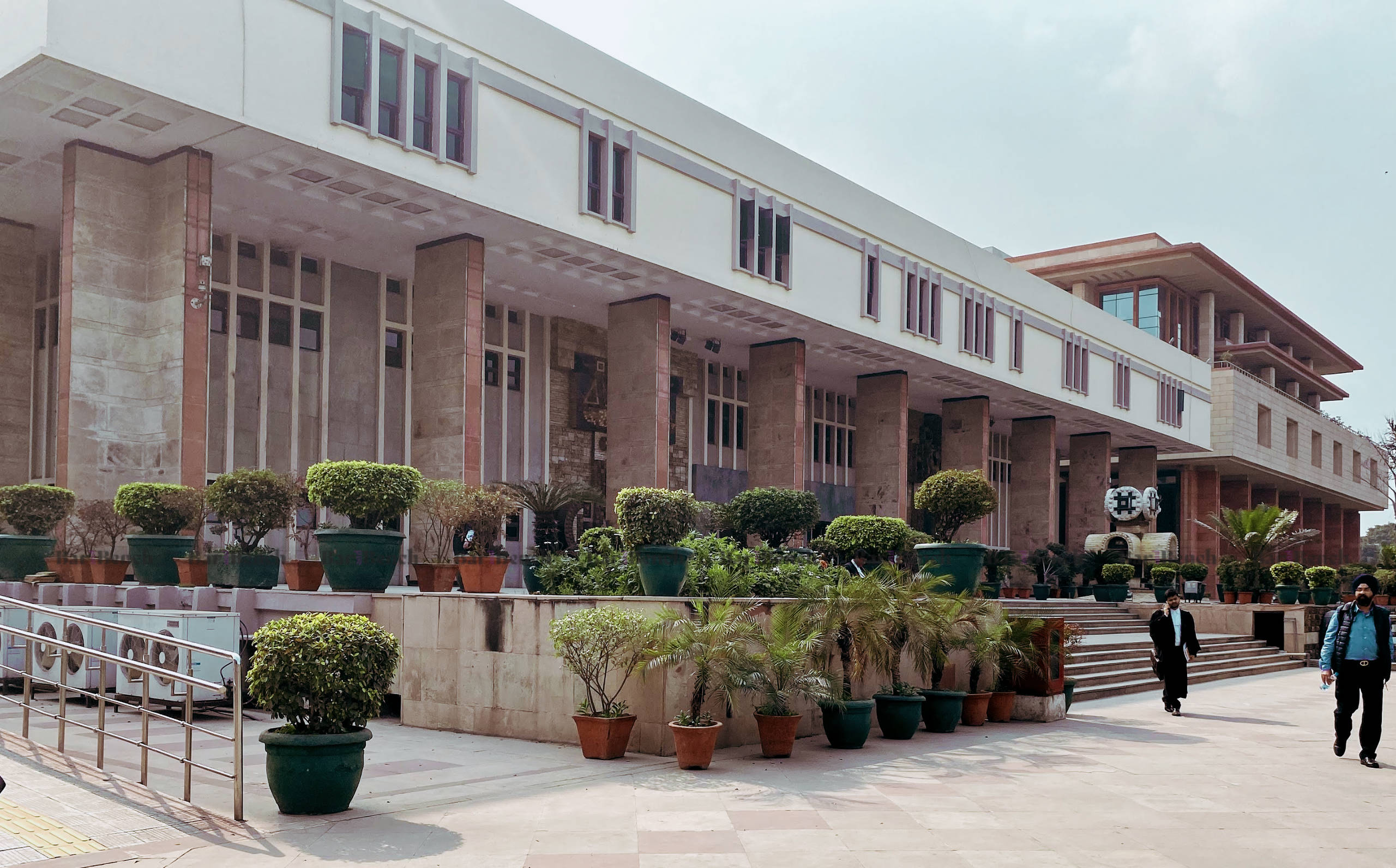 BREAKING Delhi High Court Extends Interim Orders Till October 31 BREAKING Delhi High Court Extends Interim Orders Till October 31