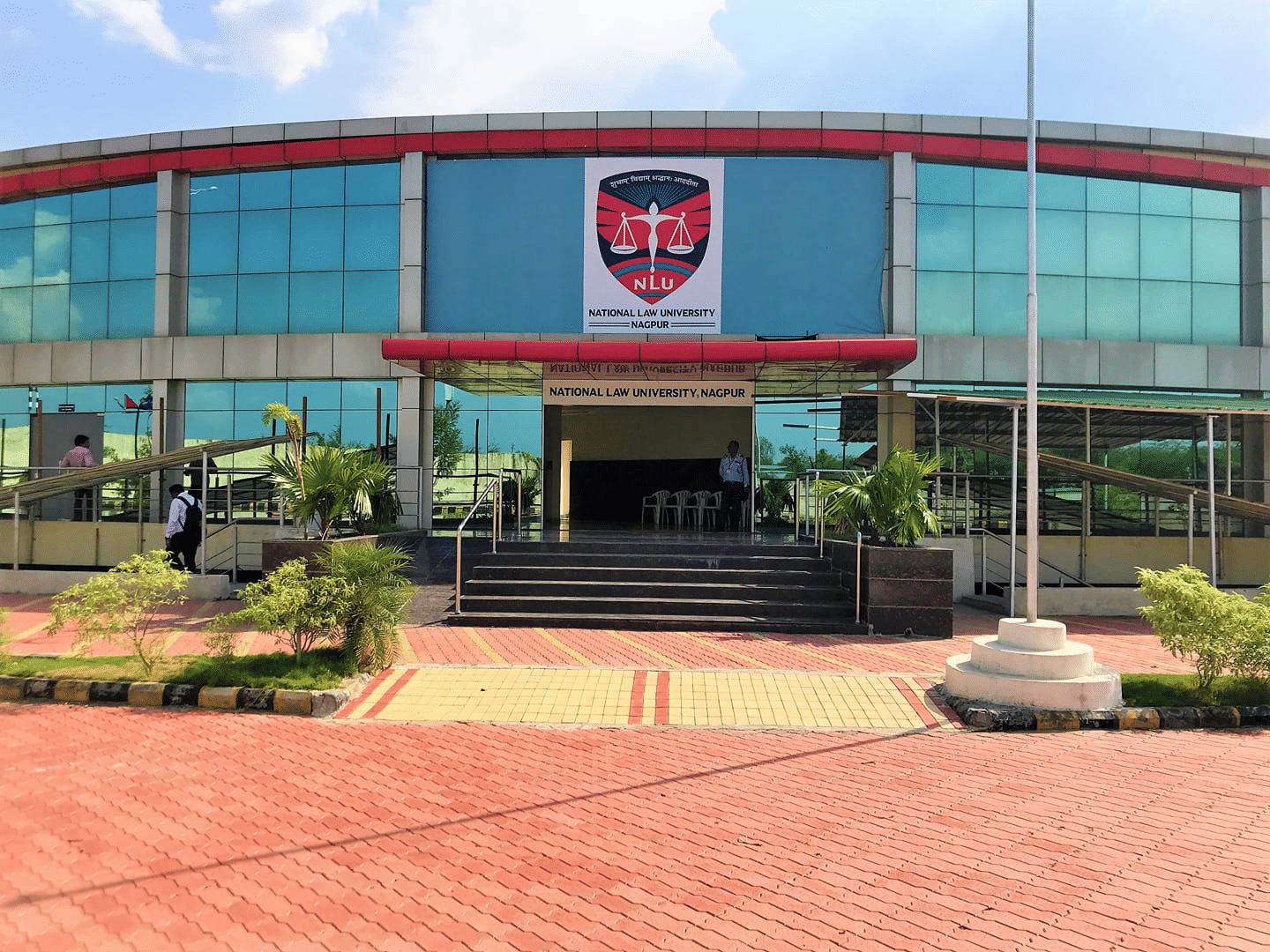 MNLU Nagpur Constitutes Its First Recruitment Coordination Committee