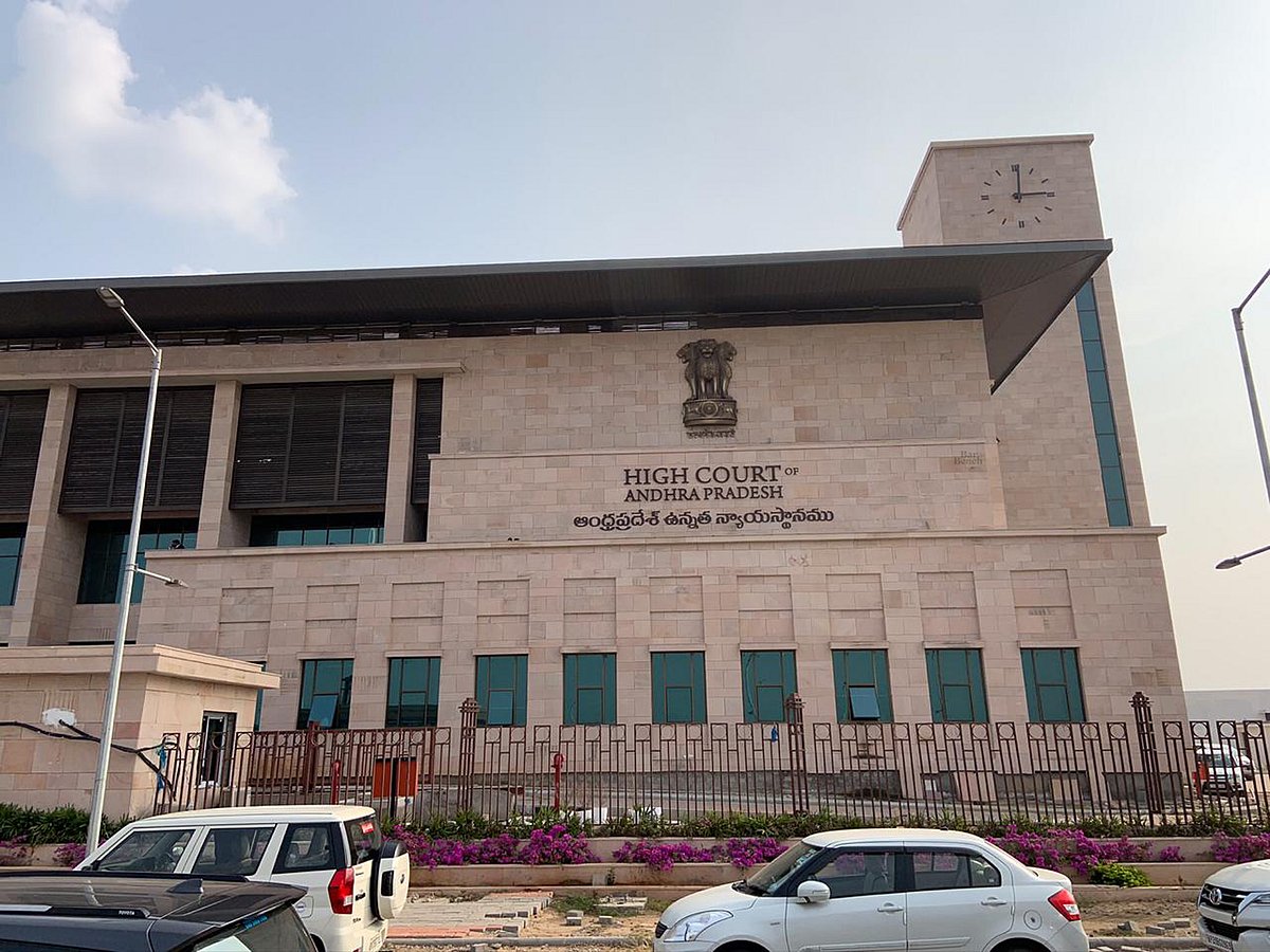 Andhra Pradesh High Court bars media from reporting on FIR naming Andhra Pradesh High Court bars media from reporting on FIR naming