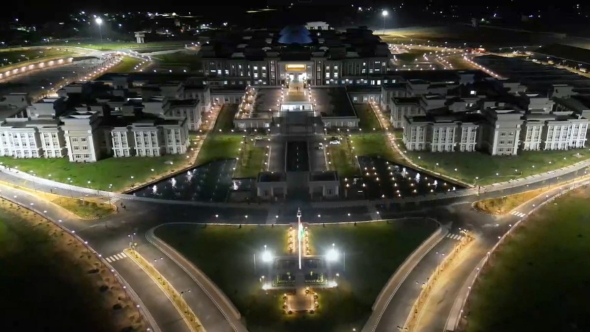 President Droupadi Murmu inaugurates new Jharkhand High Court building