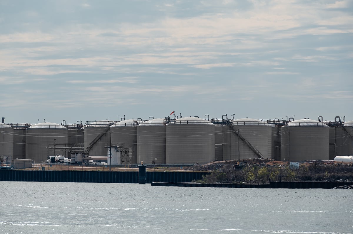 US' July base oils/lube stocks rise to fivemonth high