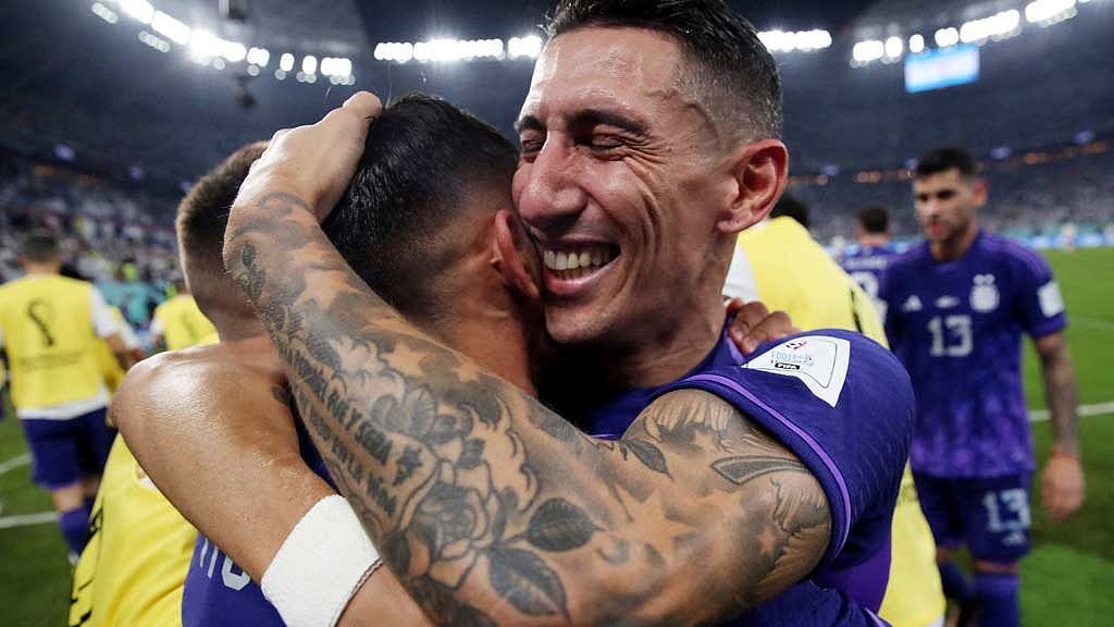 পোলিশদের উড়িয়ে গ্রুপ চ্যাম্পিয়ন আর্জেন্টিনা