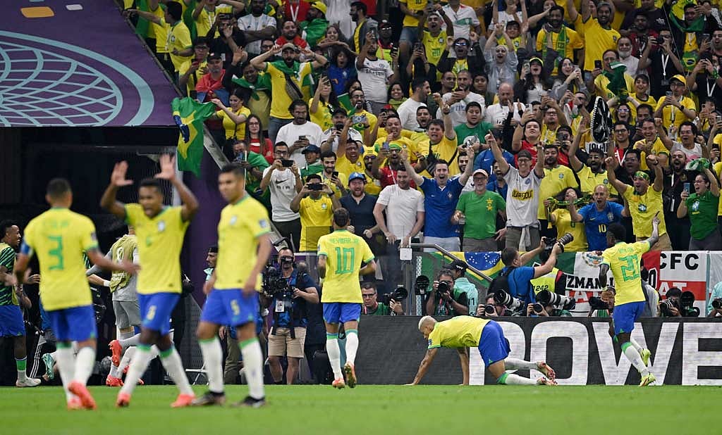 রিশার্লিসনের জোড়া গোলে ব্রাজিলের দারুণ শুরু