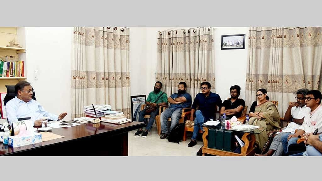 Official faces action for seeking to file case against ‘Hawa’ over caged myna