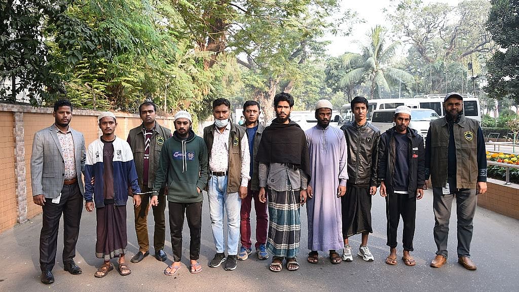 Bangladesh police arrest 6 youths ‘radicalised by Al-Qaeda ideology’