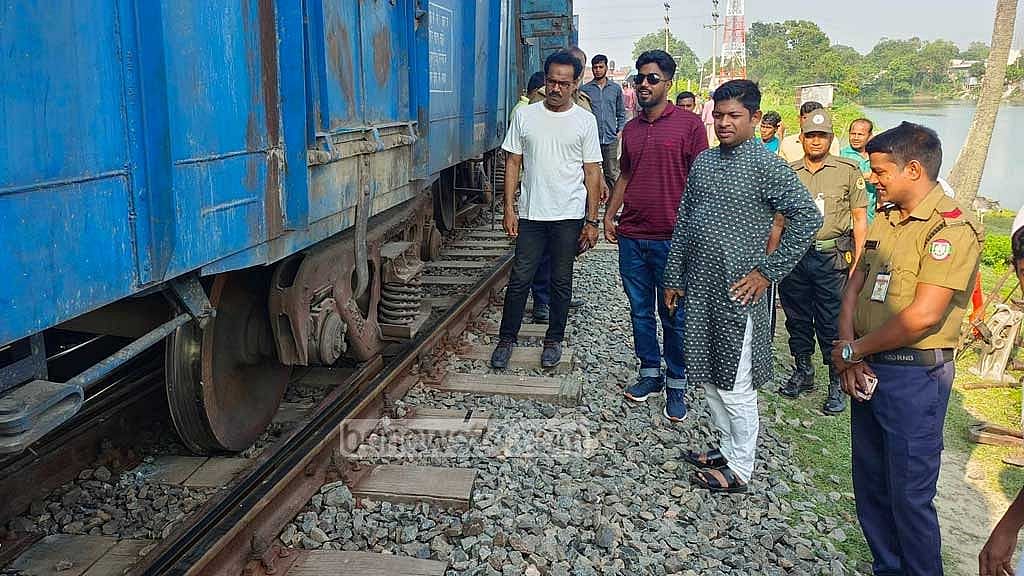Sirajganj train derailment snaps Dhaka’s rail links with north and south 
