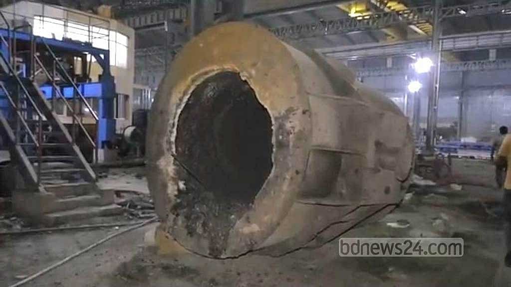 Bangladesh factory was smelting iron without permission. Now 4 workers are dead in blast