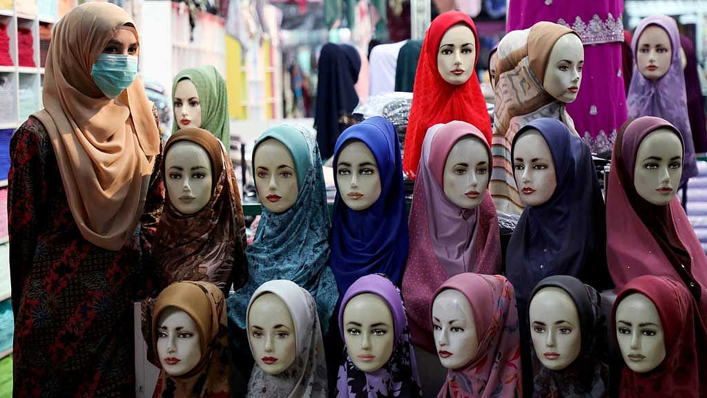 EU court says public employees may be barred from wearing head scarf - Vimarsana News