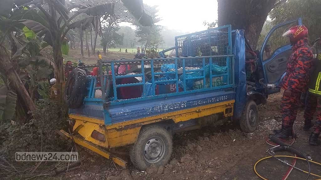 3 dead as thick fog leads to pickup crash in Sunamganj - Vimarsana News