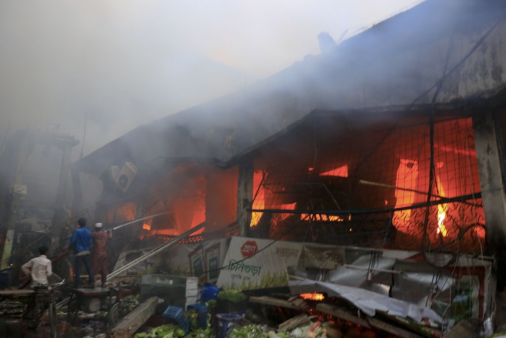 Victims will be prioritised in new DNCC Market, Mayor Annisul says