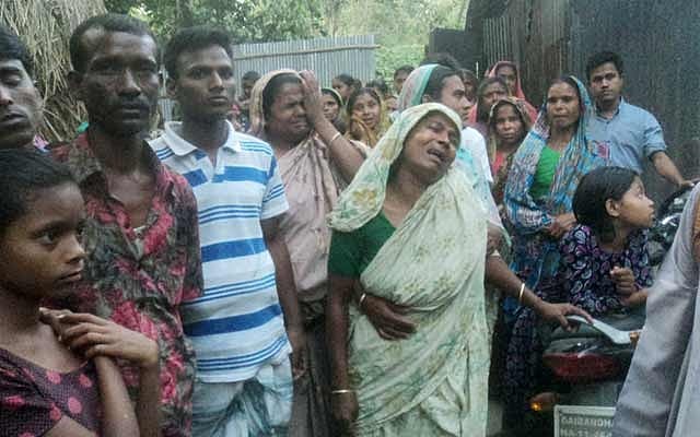 রুস্তমের বাড়িতে শোকের মাতম