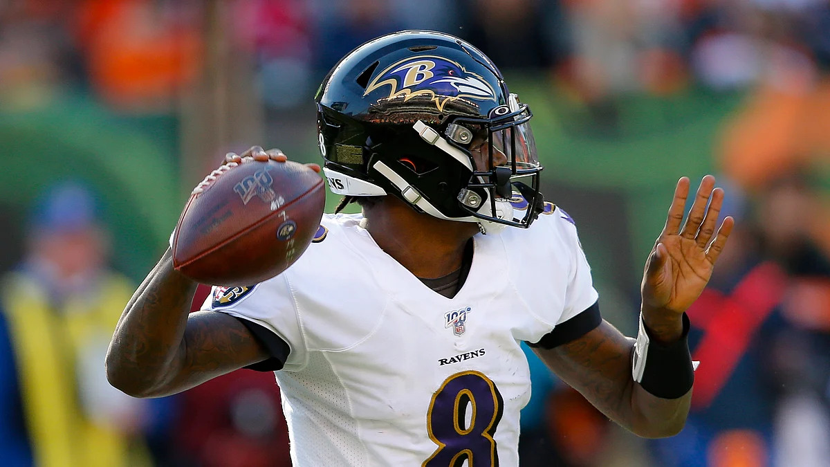 NFL Week 11: The NFL Degenerate picks Patriots vs Eagles, Saints vs Bucs, Texans vs Ravens, Panthers vs Falcons