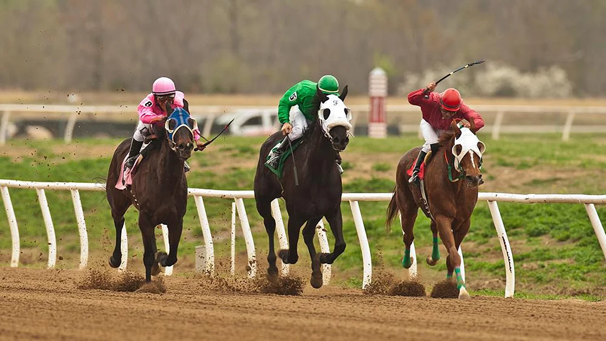 SmartCap and RT pick the 9th race Monday at Will Rogers Downs — the $55K More Than Even Stakes