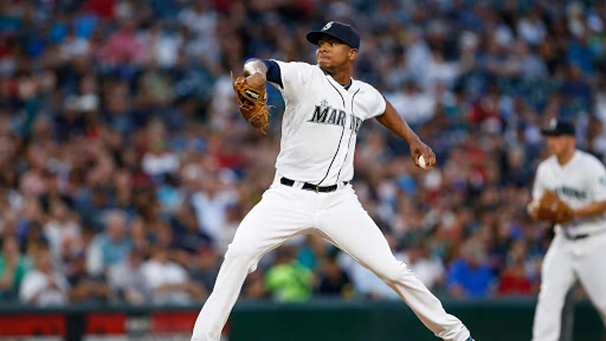 Bet Sunday Baseball! In CPBL action, Fubon is at Chinatrust, with Sosa vs Miranda, and Uni is at Rakuten, with Darnell vs Carpenter