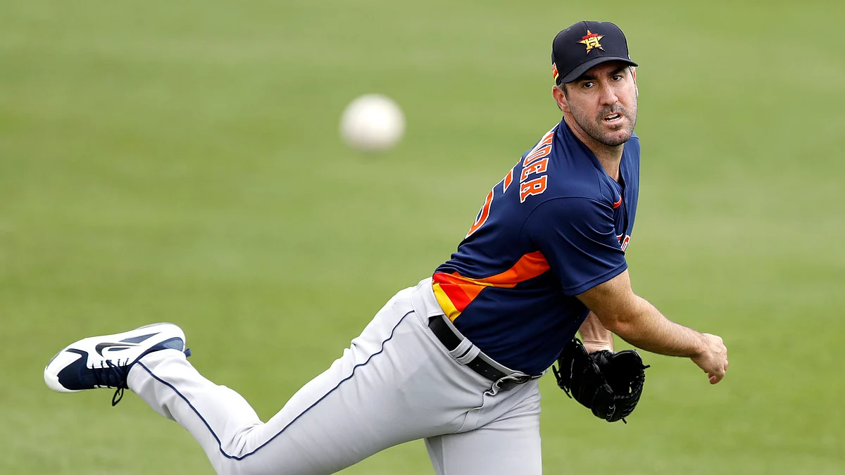 Thursday Quickie Quiz & Vintage Digits - Justin Verlander, Mike Schmidt, JJ Redick, Mike Gminski, Dolph Schayes, Kyle Korver
